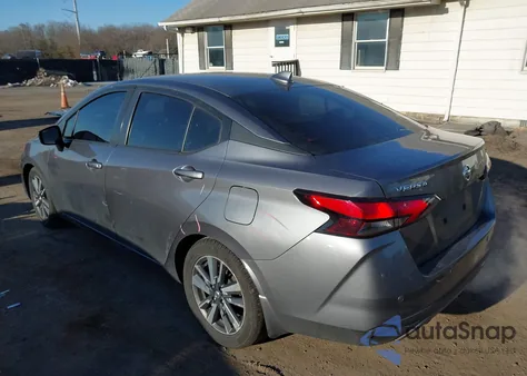 2020 Nissan Versa Sv Xtronic Cvt z USA, uszkodzony, nr VIN 3N1CN8EV3LL871194